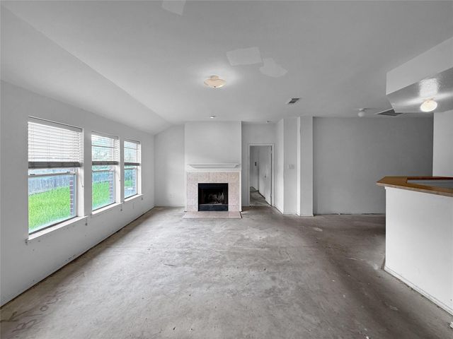 13911 Honey Bee Court, Houston, TX 77039