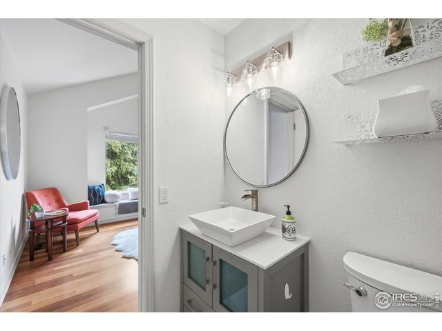 2020 Centennial Dr, Louisville, CO 80027