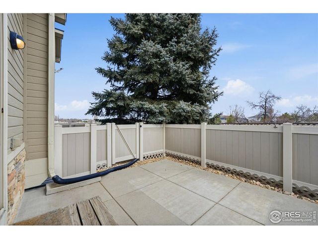 2020 Centennial Dr, Louisville, CO 80027
