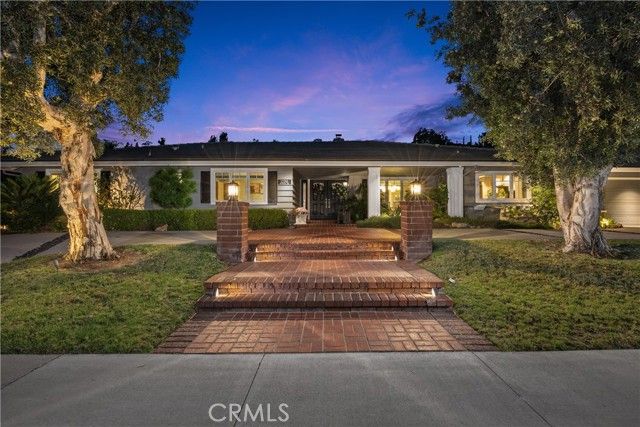 12261 Browning Avenue, Tustin, CA 92705