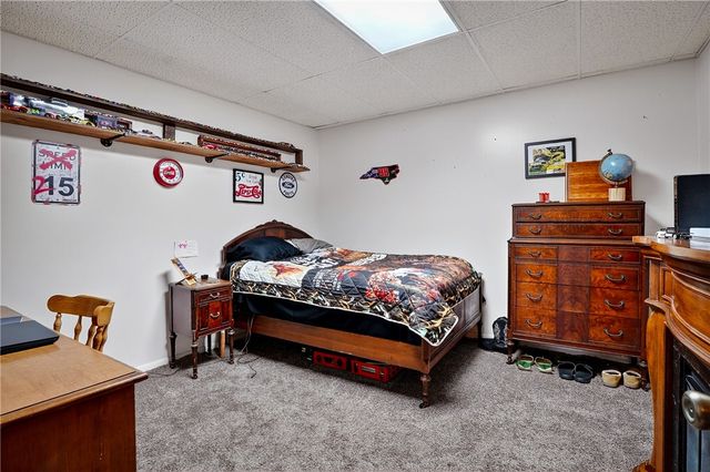 7126 Fairway Dr, Franklin Twp, PA 16001