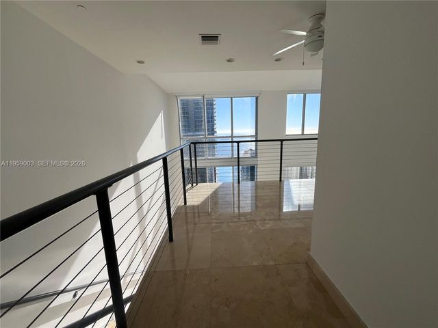 1060 Brickell Ave 4505, Miami, FL 33131