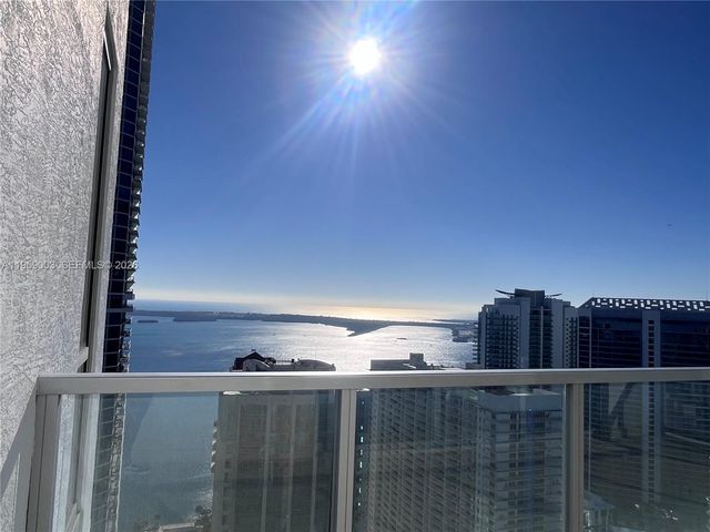 1060 Brickell Ave 4505, Miami, FL 33131