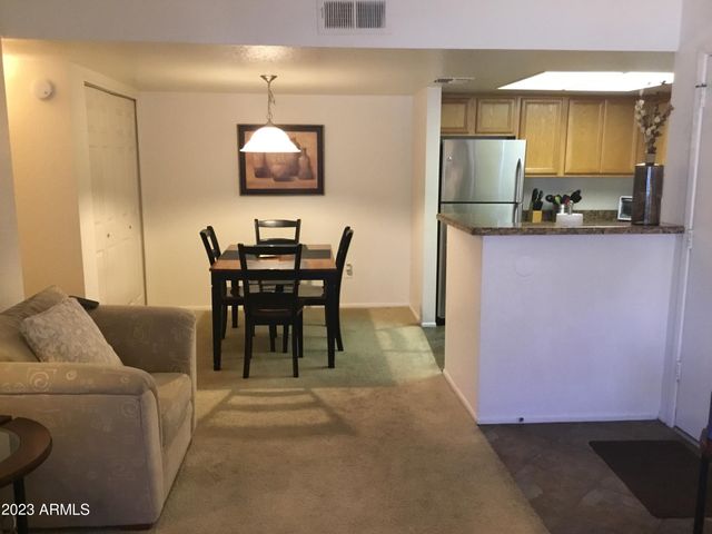 5757 W Eugie Avenue Unit 2078, Glendale, AZ 85304