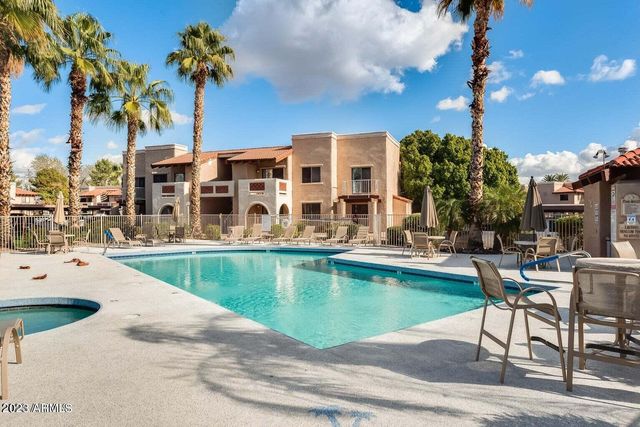 5757 W Eugie Avenue Unit 2078, Glendale, AZ 85304