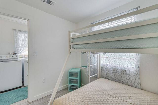 403 S Gulf St, Port Aransas, TX 78373