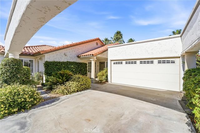 128 Desert Falls Drive E, Palm Desert, CA 92211