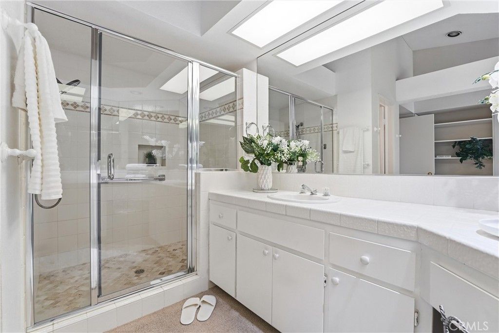 Image 21 of property listing at 128 Desert Falls Drive E, Palm Desert, CA 92211