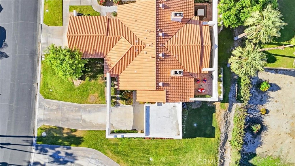 Image 35 of property listing at 128 Desert Falls Drive E, Palm Desert, CA 92211