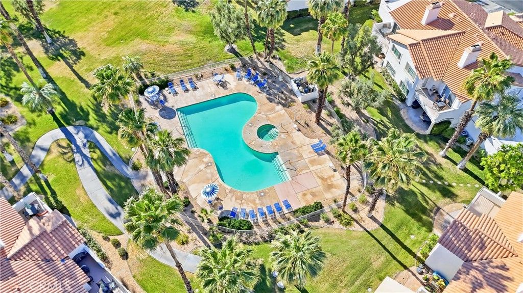 Image 42 of property listing at 128 Desert Falls Drive E, Palm Desert, CA 92211