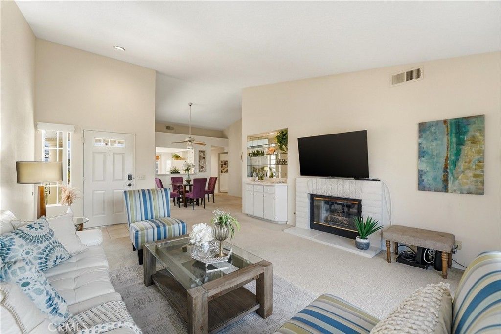 Image 7 of property listing at 128 Desert Falls Drive E, Palm Desert, CA 92211
