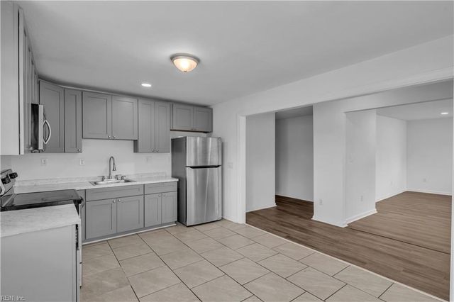 2316 Effingham ST, Portsmouth, VA 23704