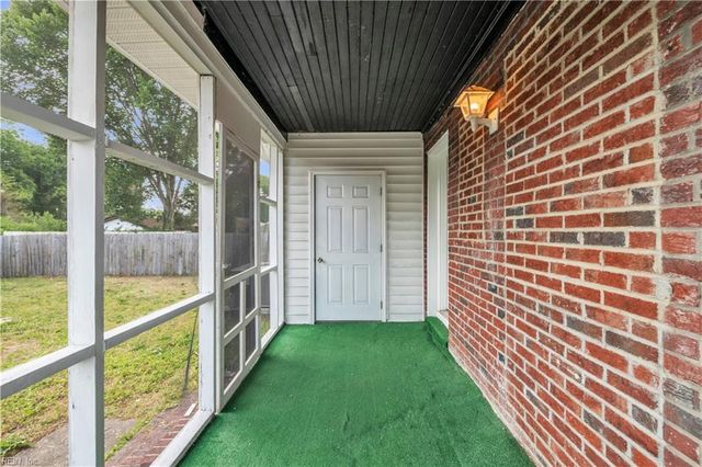 2316 Effingham ST, Portsmouth, VA 23704