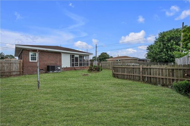 2316 Effingham ST, Portsmouth, VA 23704