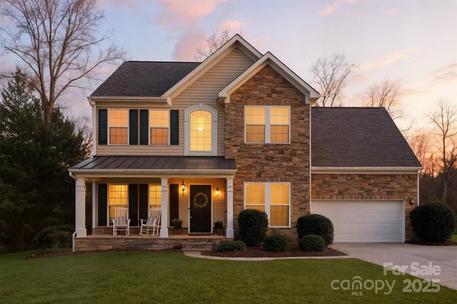 447 Leaf Arbor Court, Lake Wylie, SC 29710