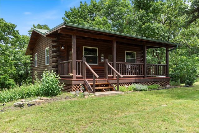 805 County Road 309, Eureka Springs, AR 72632