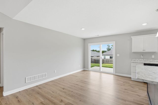 5502 GEYSER BLVD, Columbia, MO 65202