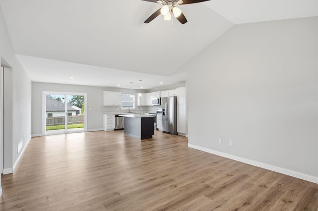5502 GEYSER BLVD, Columbia, MO 65202
