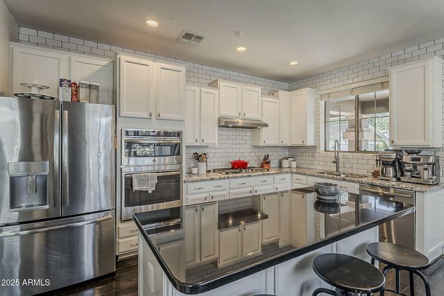 2669 E TAMARISK Street, Gilbert, AZ 85296