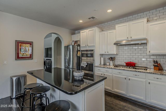 2669 E TAMARISK Street, Gilbert, AZ 85296