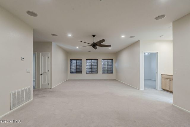 2669 E TAMARISK Street, Gilbert, AZ 85296