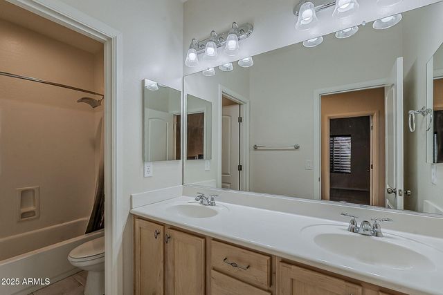 2669 E TAMARISK Street, Gilbert, AZ 85296