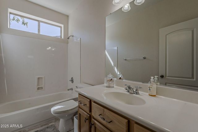 2669 E TAMARISK Street, Gilbert, AZ 85296