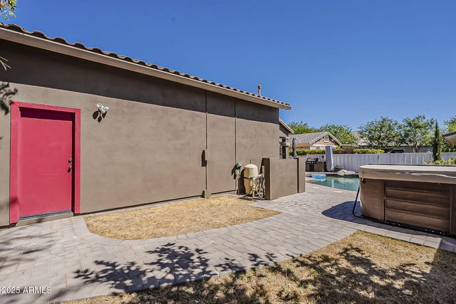 2669 E TAMARISK Street, Gilbert, AZ 85296