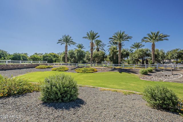 2669 E TAMARISK Street, Gilbert, AZ 85296