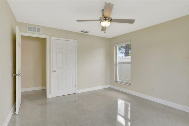 907 SE 12th Avenue, Deerfield Beach, FL 33441