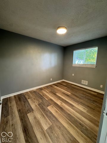 3925 Campbell Avenue, Indianapolis, IN 46226
