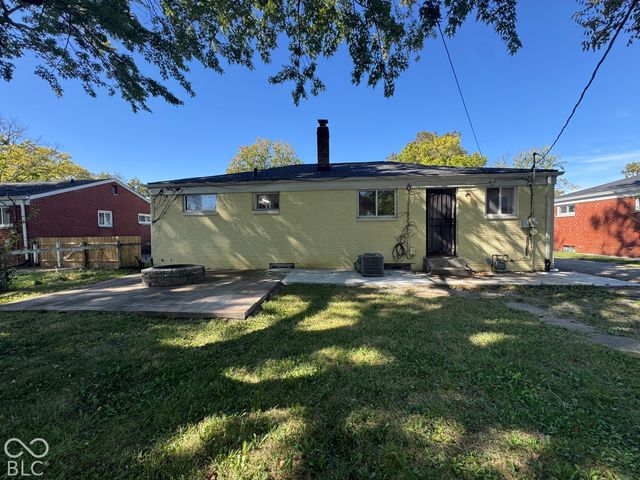 3925 Campbell Avenue, Indianapolis, IN 46226