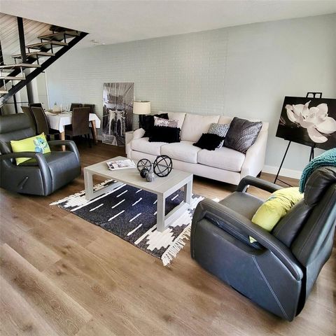 749 S RIDGEWOOD AVENUE, Daytona Beach, FL 32114