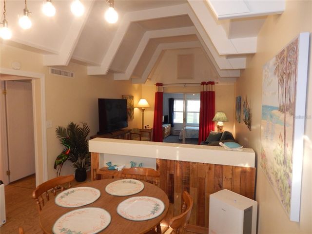 105 CLUB CIRCLE, Lake Wales, FL 33898