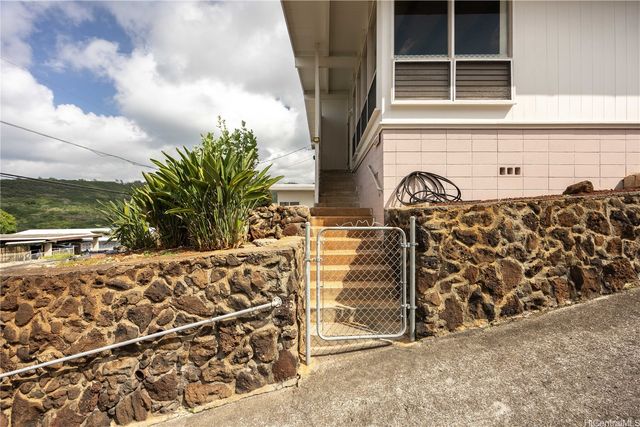 1599 Ala Amoamo Street, Honolulu, HI 96819