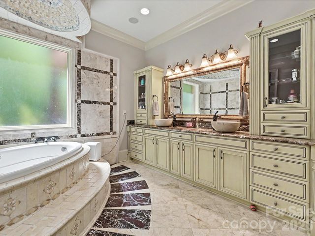 6112 Rehobeth Road, Waxhaw, NC 28173