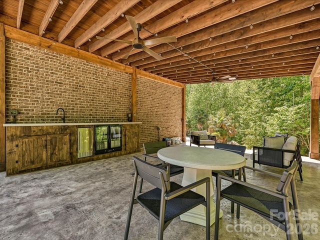 6112 Rehobeth Road, Waxhaw, NC 28173