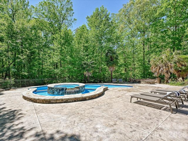 6112 Rehobeth Road, Waxhaw, NC 28173