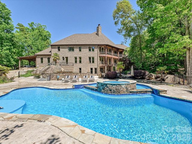 6112 Rehobeth Road, Waxhaw, NC 28173