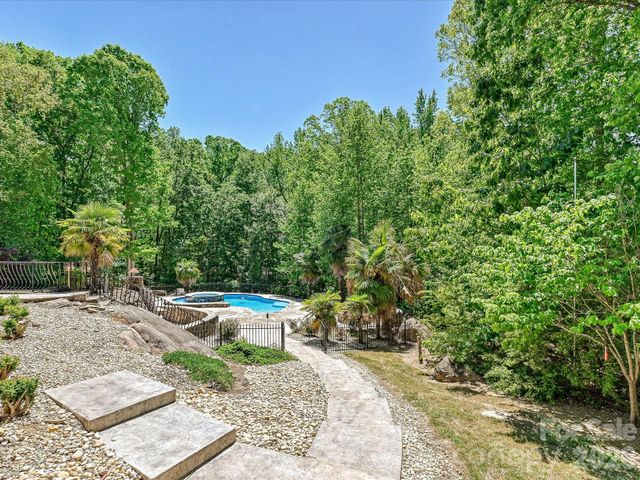 6112 Rehobeth Road, Waxhaw, NC 28173