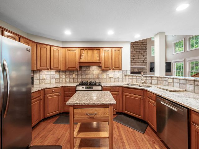 7446 Loy Rush Court, Canal Winchester, OH 43110