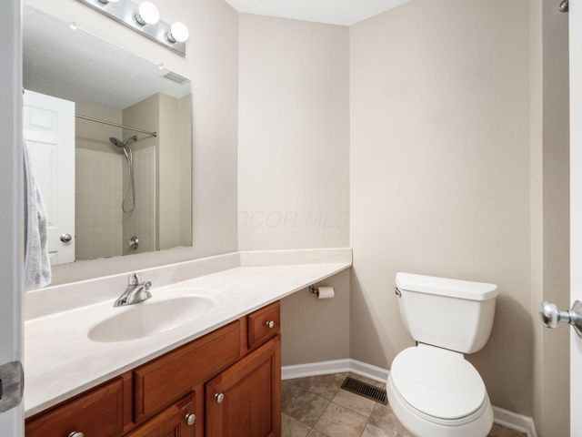 7446 Loy Rush Court, Canal Winchester, OH 43110