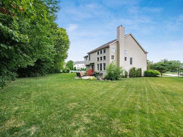 7446 Loy Rush Court, Canal Winchester, OH 43110