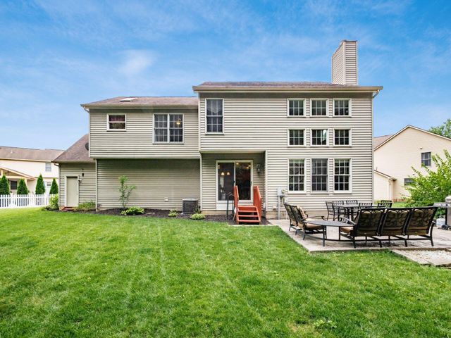7446 Loy Rush Court, Canal Winchester, OH 43110
