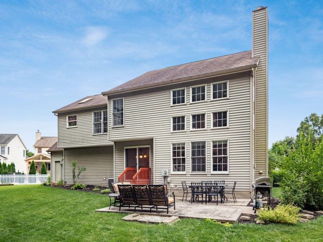 7446 Loy Rush Court, Canal Winchester, OH 43110