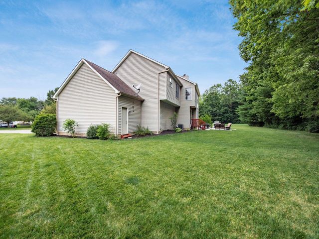 7446 Loy Rush Court, Canal Winchester, OH 43110