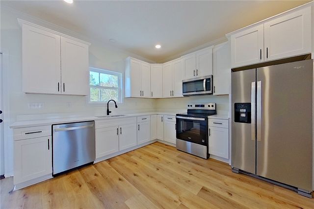 5518 W Railroad Ave, Patterson, GA 31557