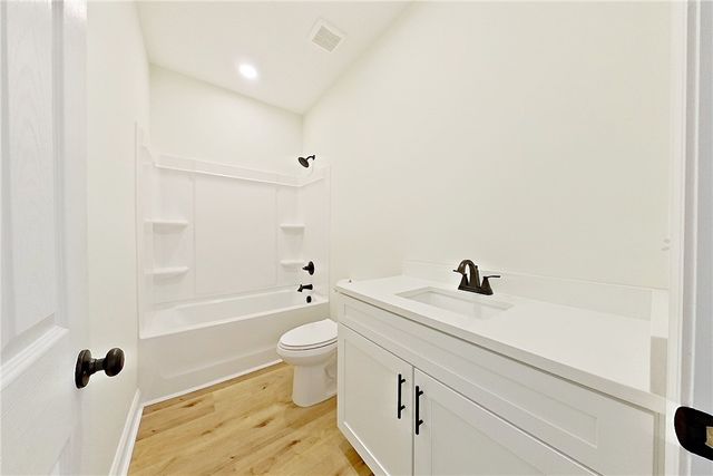 5518 W Railroad Ave, Patterson, GA 31557