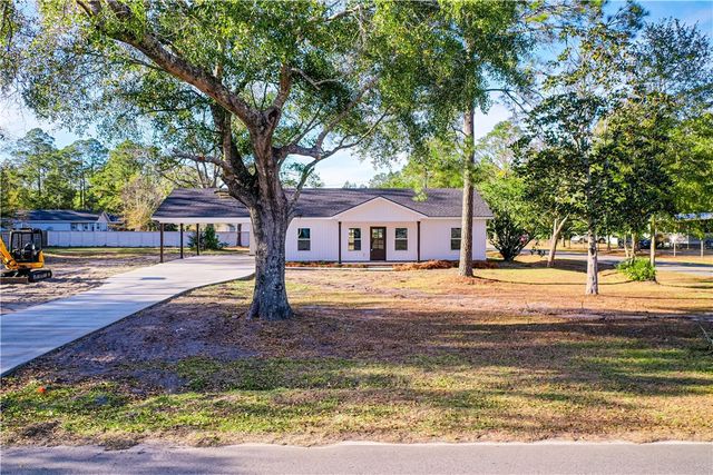 5518 W Railroad Ave, Patterson, GA 31557