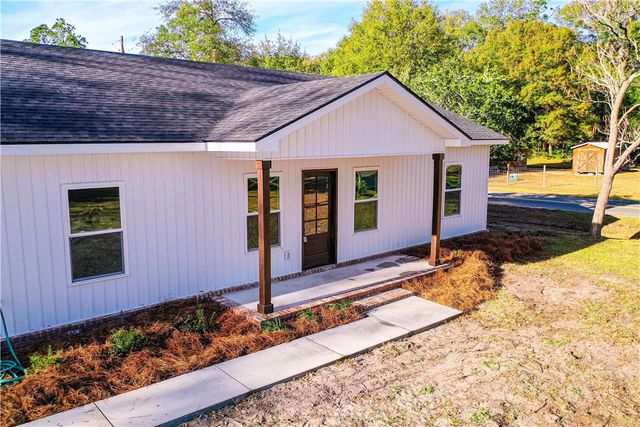 5518 W Railroad Ave, Patterson, GA 31557